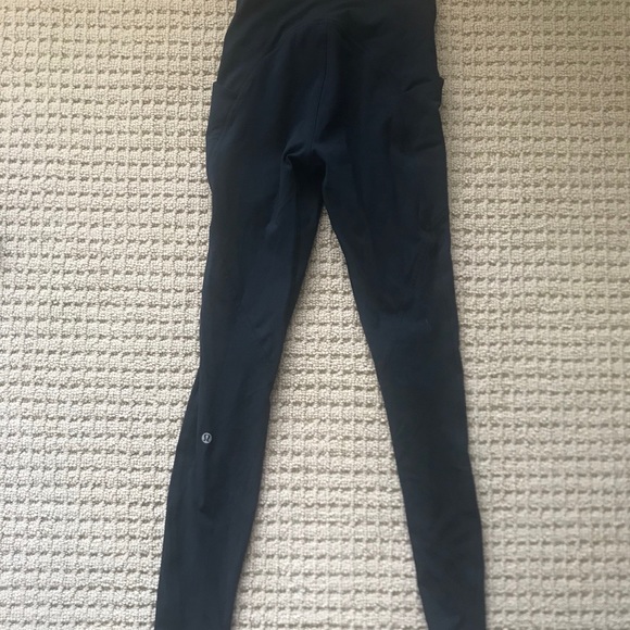 3 pairs of lululemon leggings - Picture 3 of 12